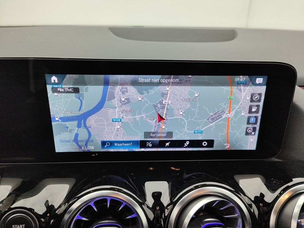 Mercedes EQA 250 7