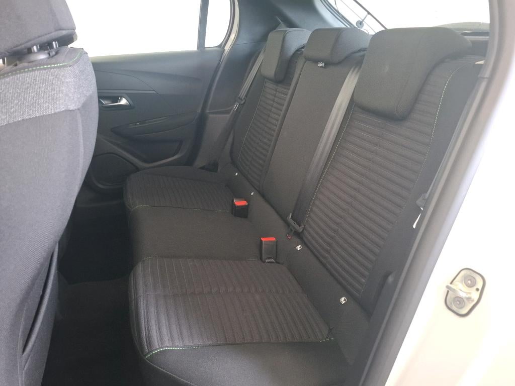 Peugeot 208 1.2 PureTech 100 8