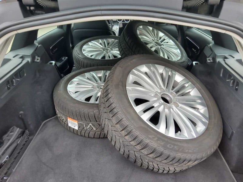 Mercedes-Benz C 200d Mild-Hybrid Avantgarde 8