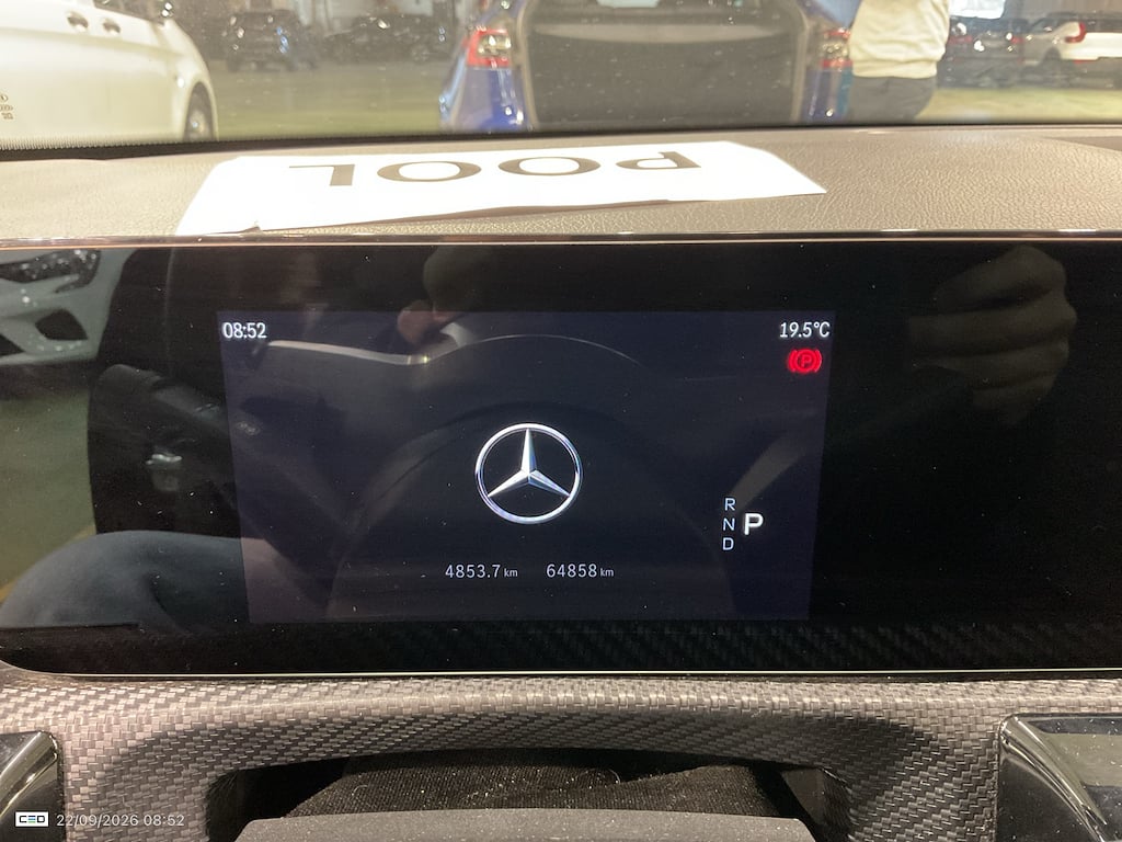 Mercedes-Benz A 250e Plug-In Hybrid 9