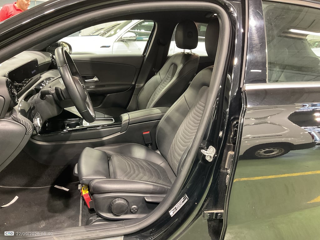Mercedes-Benz A 250e Plug-In Hybrid 5