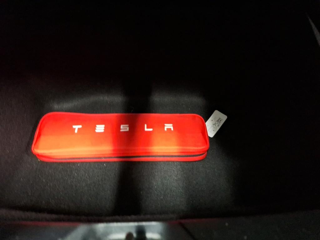 Tesla Model 3 Long Range Dual Motor AWD 10