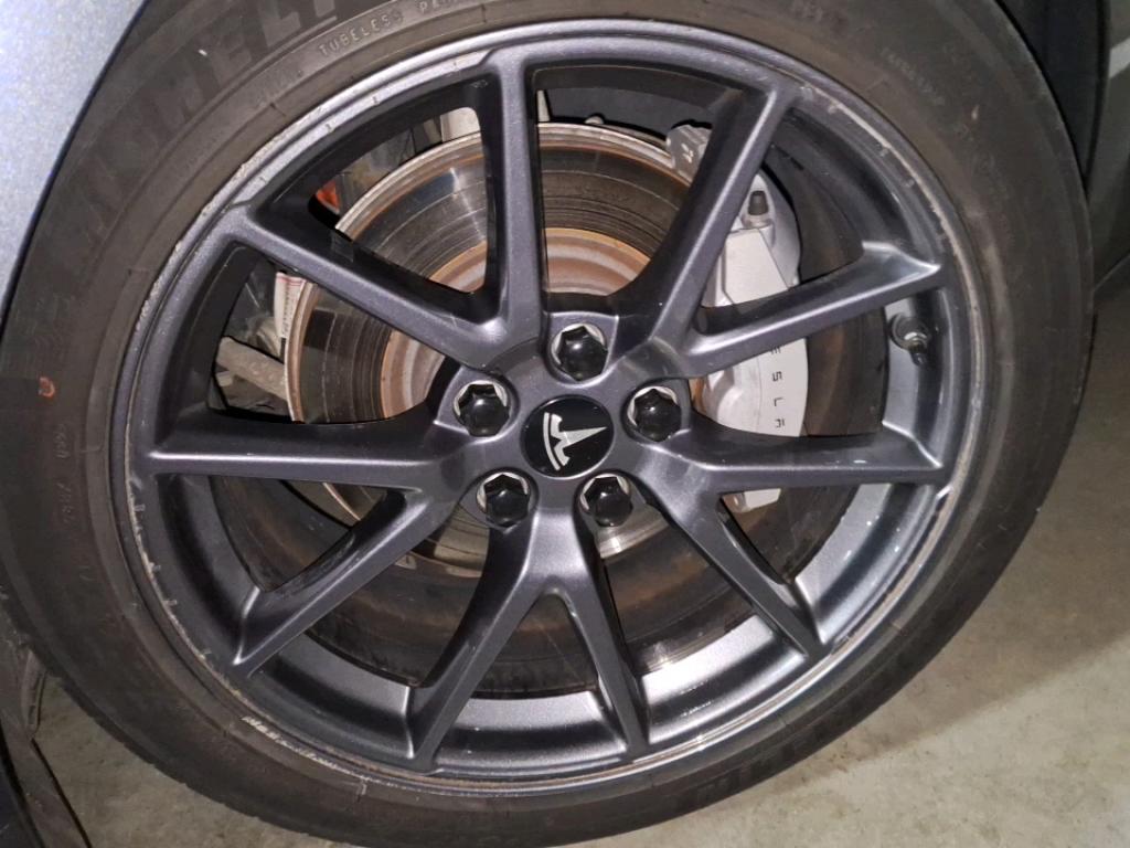 Tesla Model 3 Long Range Dual Motor AWD 55