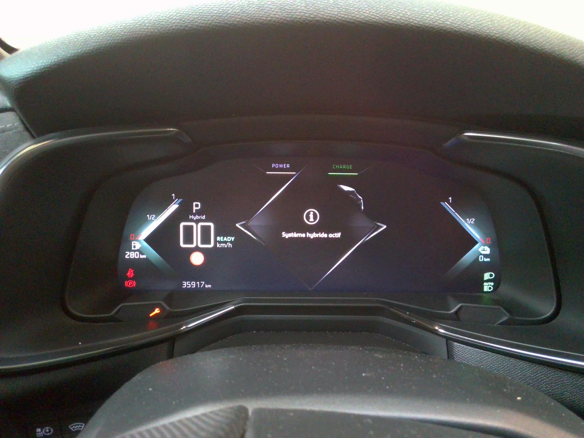 DS Automobiles DS 7 Crossback 1.6 E-Tense Hybrid 300 Performance Line+ 7