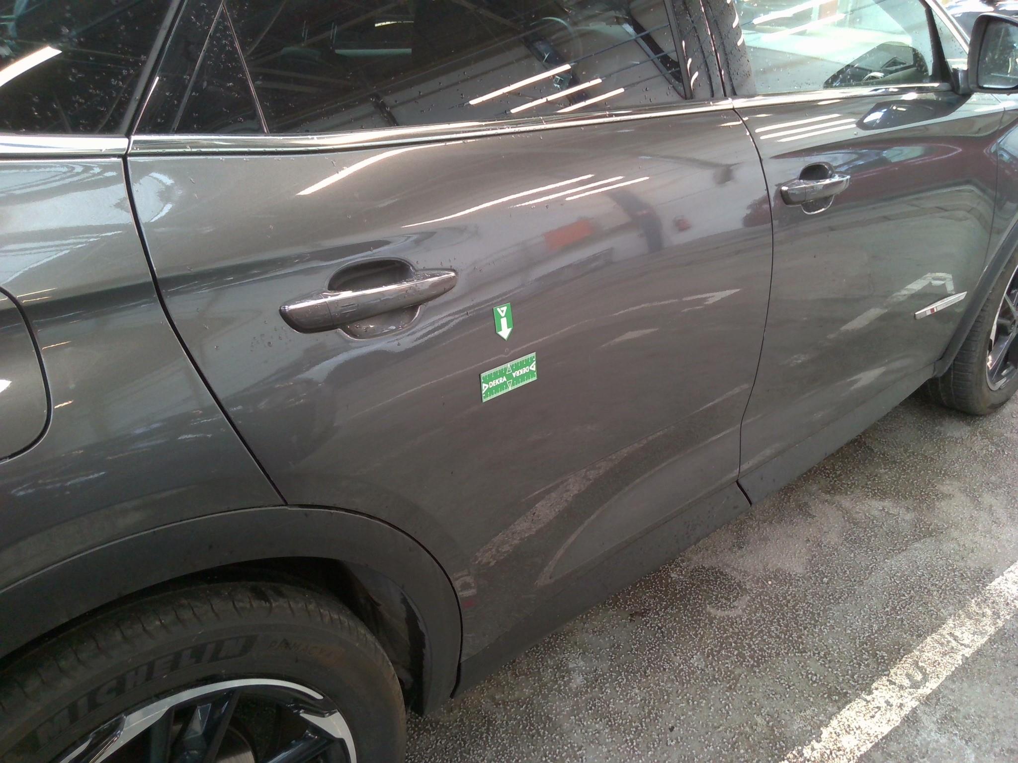 DS Automobiles DS 7 Crossback 1.6 E-Tense Hybrid 300 Performance Line+ 23