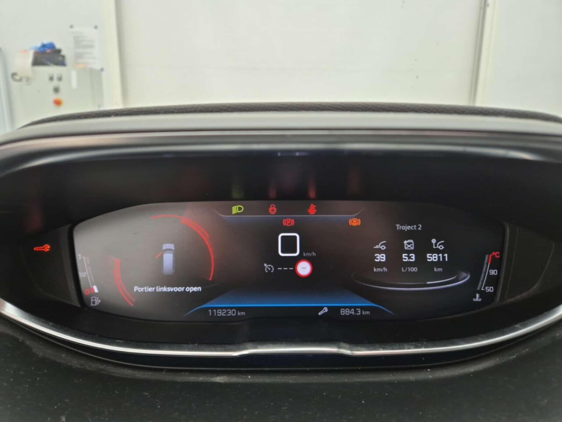 Peugeot 5008 1.5 BlueHDi 12