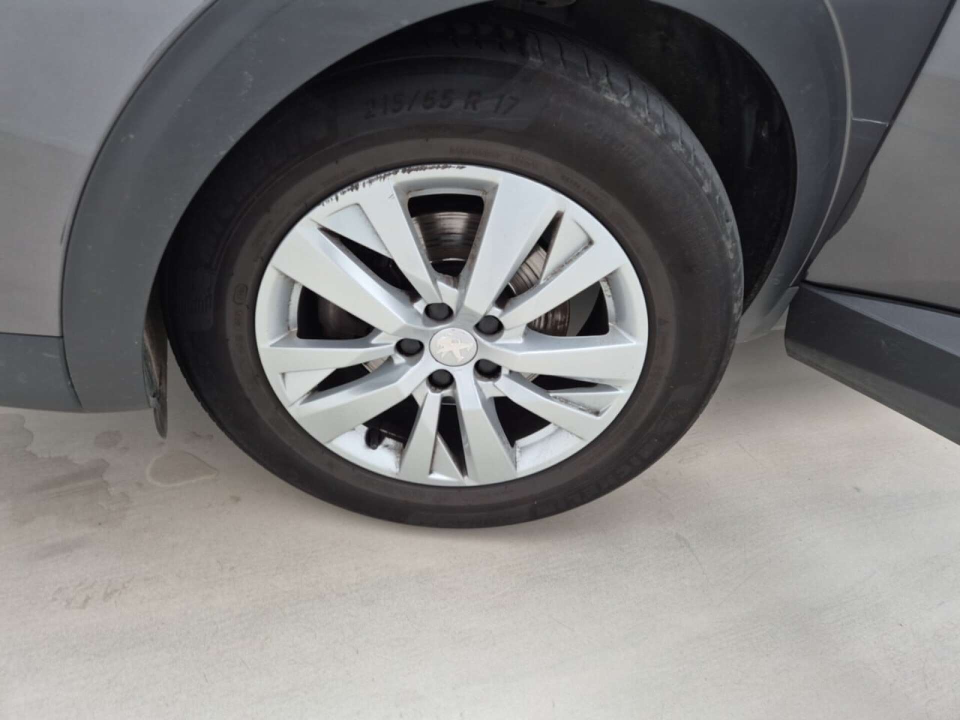 Peugeot 5008 1.5 BlueHDi 25