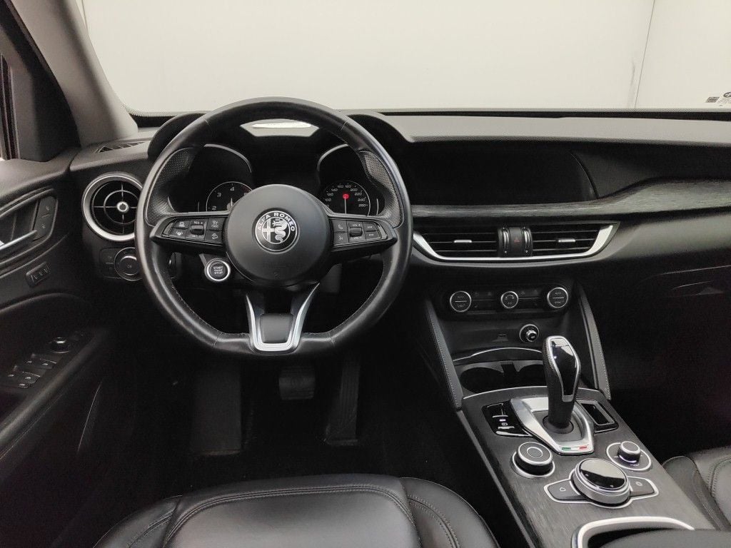 Alfa Romeo Stelvio 2.2 MJD 190 Aut. AWD 6
