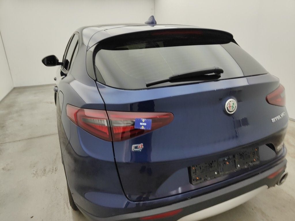Alfa Romeo Stelvio 2.2 MJD 190 Aut. AWD 32