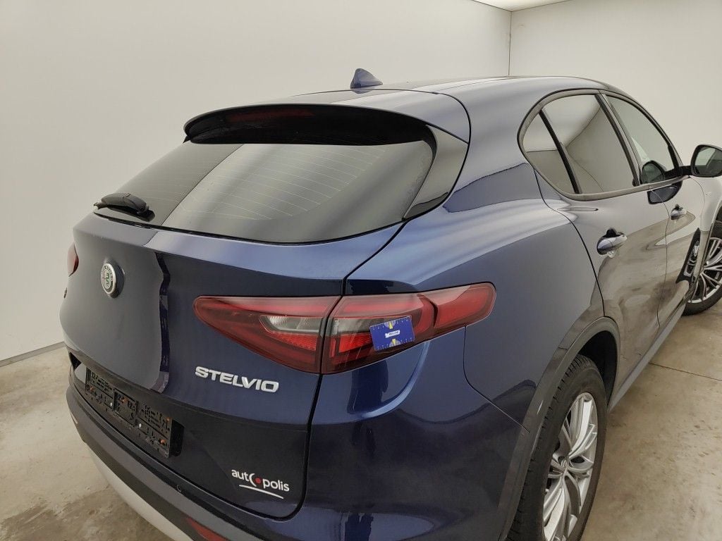 Alfa Romeo Stelvio 2.2 MJD 190 Aut. AWD 36