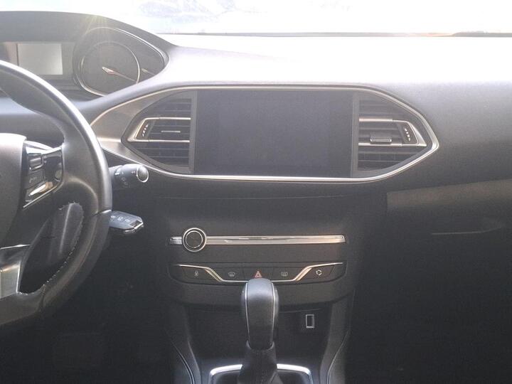 Peugeot 308 SW 1.5 BlueHDi Active Business EAT8 6