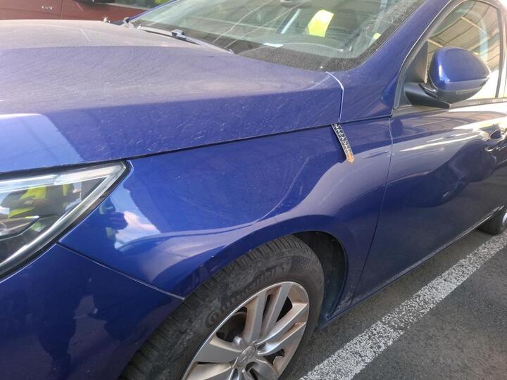 Peugeot 308 SW 1.5 BlueHDi Active Business EAT8 16