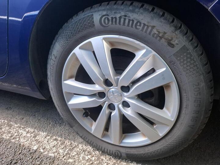 Peugeot 308 SW 1.5 BlueHDi Active Business EAT8 33