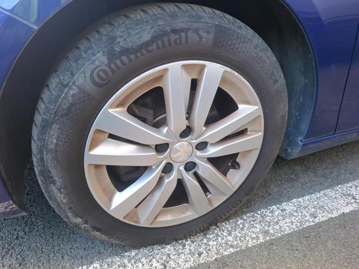 Peugeot 308 SW 1.5 BlueHDi Active Business EAT8 31