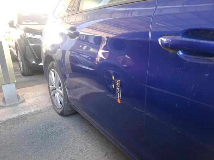 Peugeot 308 SW 1.5 BlueHDi Active Business EAT8 29
