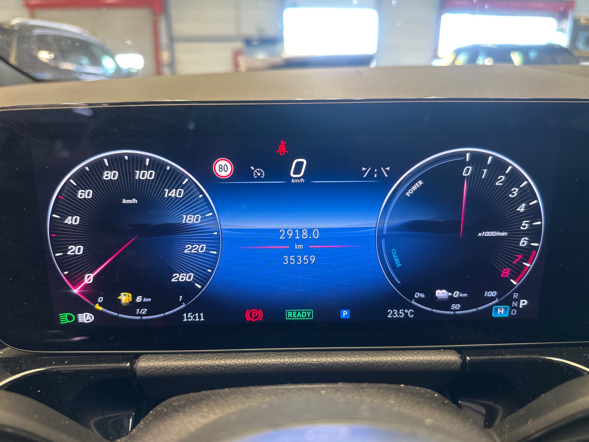 Mercedes-Benz GLA 250 e Progressive Plug-in Hybrid 10