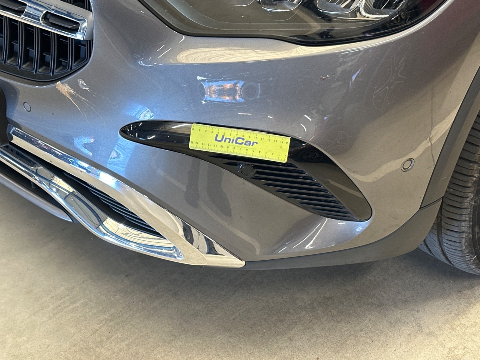 Mercedes-Benz GLA 250 e Progressive Plug-in Hybrid 12