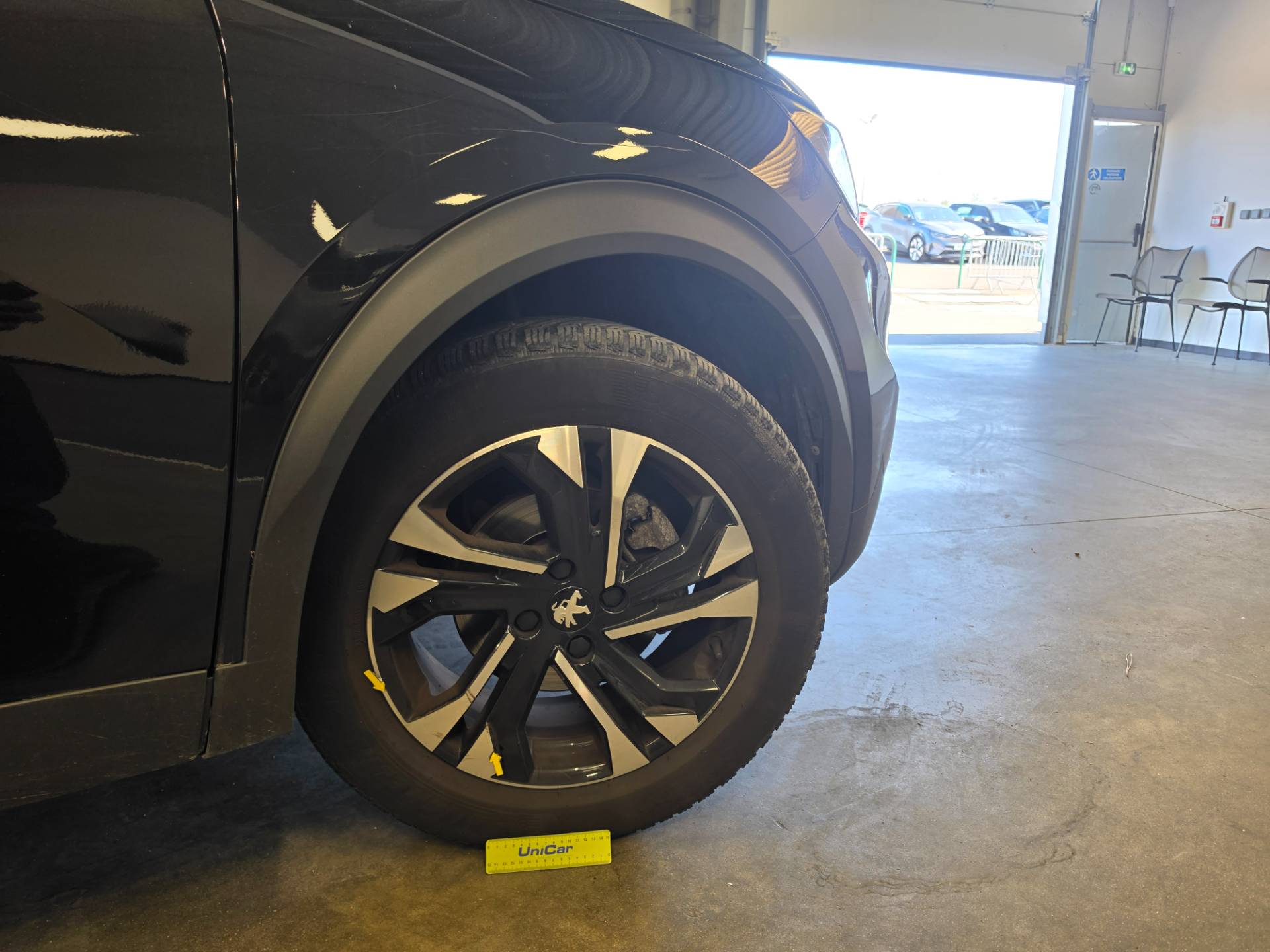 Peugeot 2008 1.2 PureTech 130 Roadtrip EAT8 39