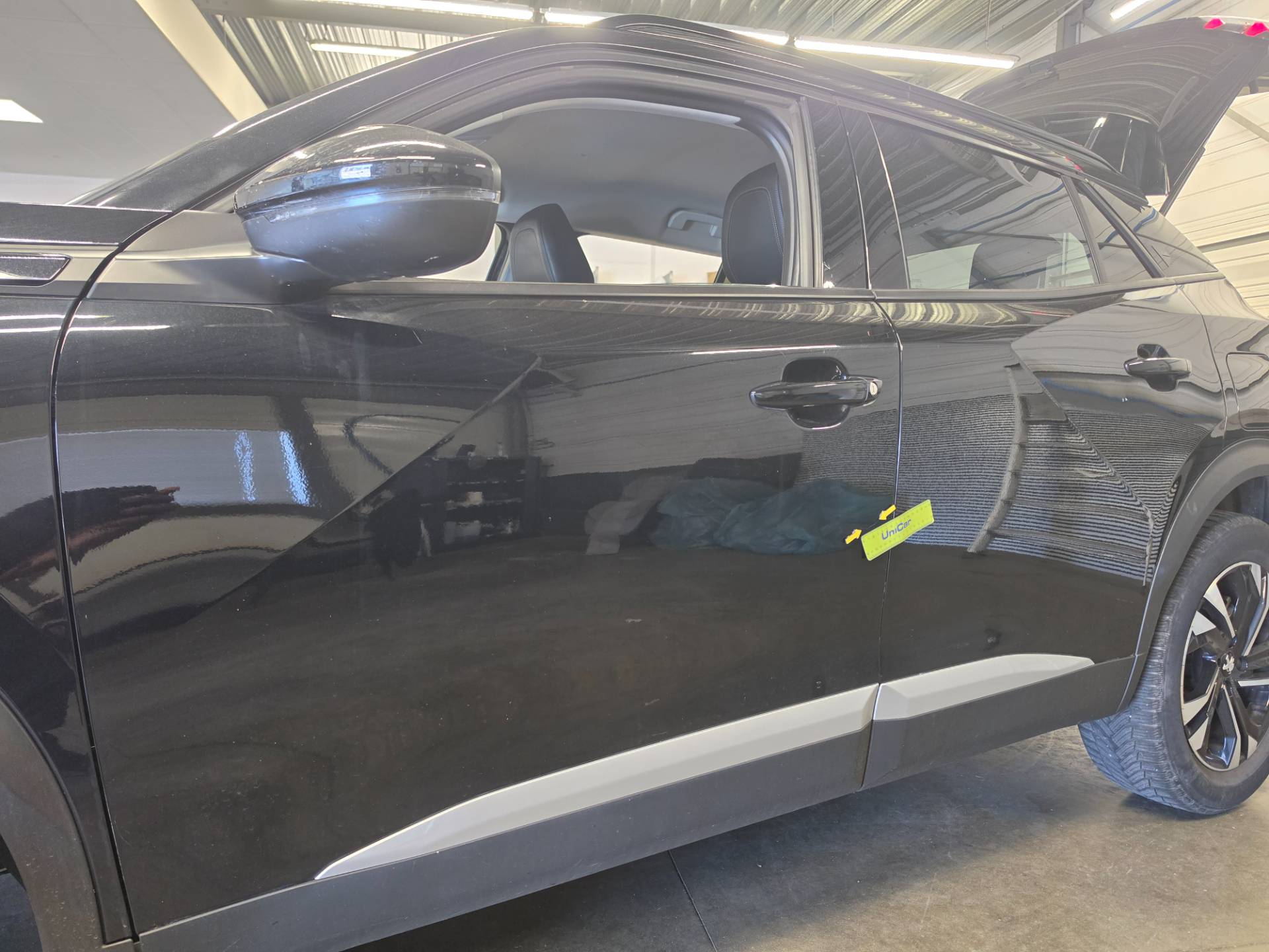 Peugeot 2008 1.2 PureTech 130 Roadtrip EAT8 16
