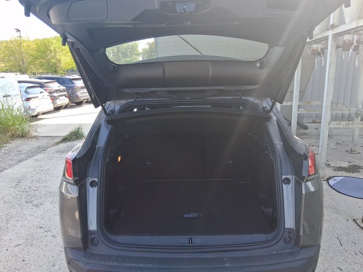 Peugeot 3008 1.2 PureTech EAT8 8