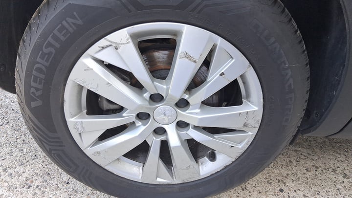 Peugeot 3008 1.2 PureTech EAT8 34