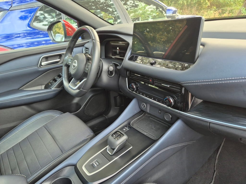 Nissan Qashqai 1.3 DIG-T Mild-Hybrid Tekna Automático 10
