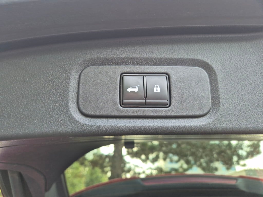 Nissan Qashqai 1.3 DIG-T Mild-Hybrid Tekna Automático 14