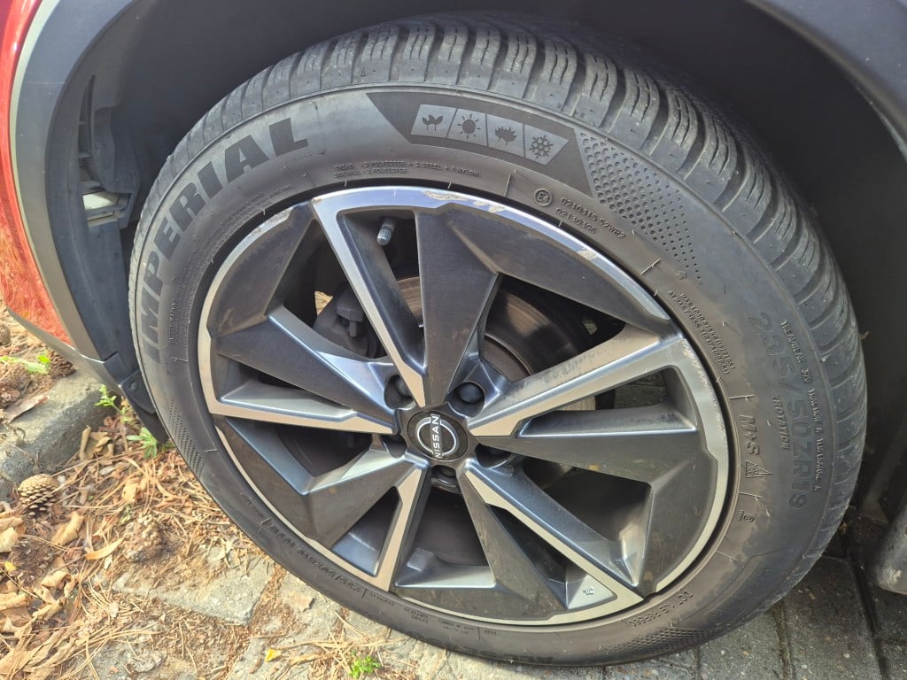 Nissan Qashqai 1.3 DIG-T Mild-Hybrid Tekna Automático 40