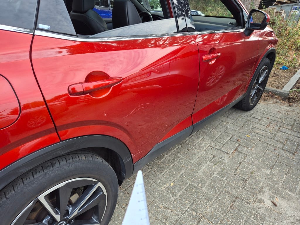 Nissan Qashqai 1.3 DIG-T Mild-Hybrid Tekna Automático 30
