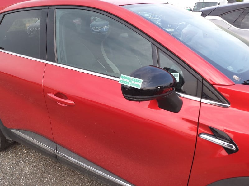Renault Captur 1.0 TCe Techno 29
