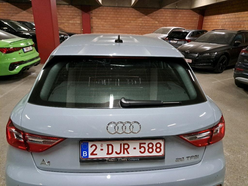 Audi A1 Sportback 1.0 25 TFSI 21