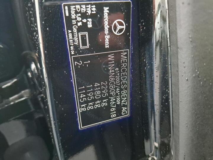 Mercedes-Benz GLA 250e Plug-In Hybrid AMG 14