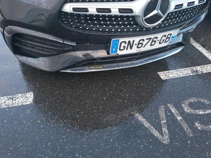 Mercedes-Benz GLA 250e Plug-In Hybrid AMG 15