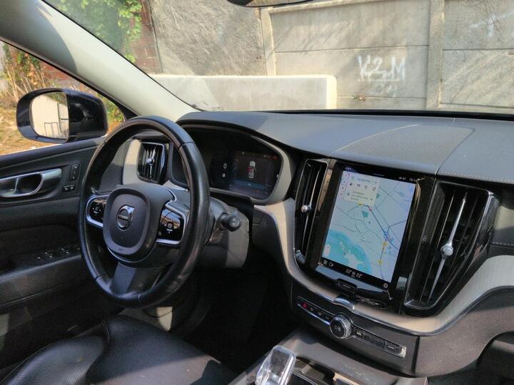 Volvo XC60 2.0 B4 Mild-Hybrid Inscription 7