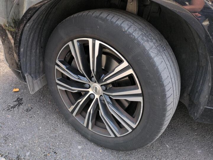 Volvo XC60 2.0 B4 Mild-Hybrid Inscription 40