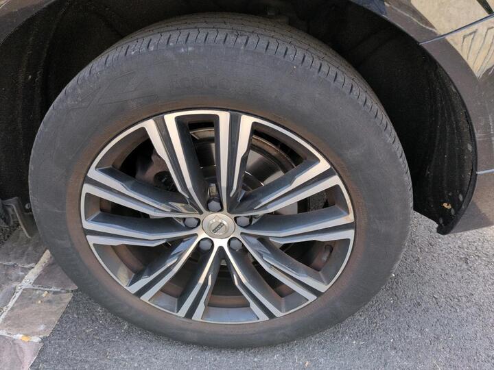 Volvo XC60 2.0 B4 Mild-Hybrid Inscription 43