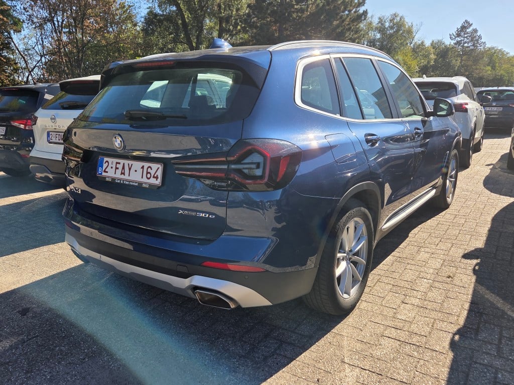 BMW X3 2.0 xDrive30e Plug-In Hybrid 3