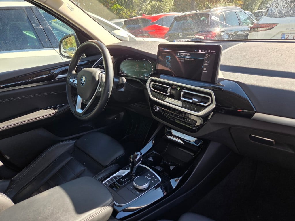 BMW X3 2.0 xDrive30e Plug-In Hybrid 6