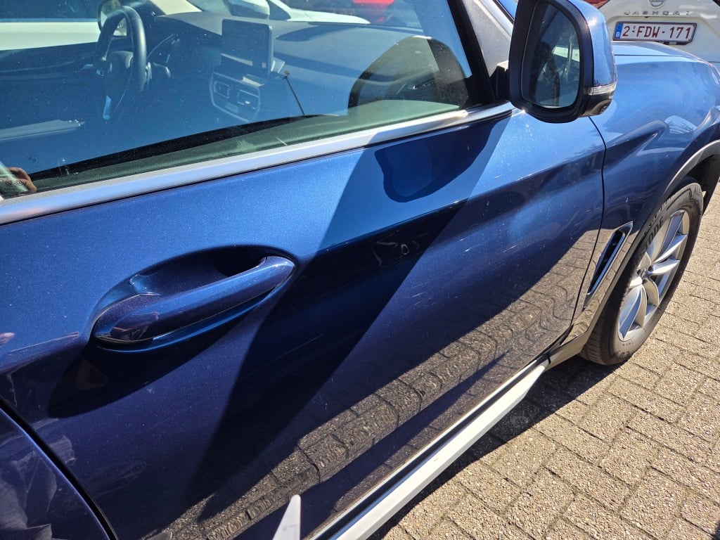 BMW X3 2.0 xDrive30e Plug-In Hybrid 39