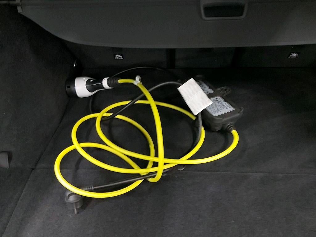 BMW 330e Plug-In Hybrid M-Sport Touring 7