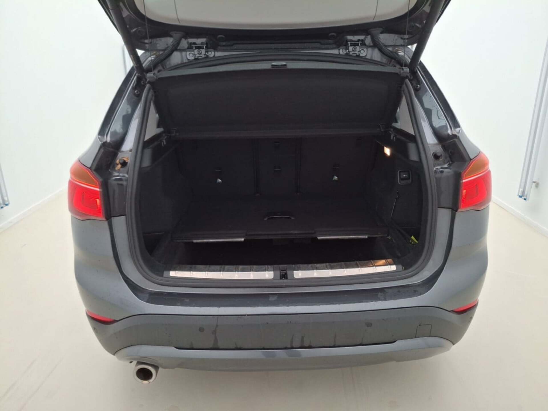 BMW X1 sDrive18i 1.5 11