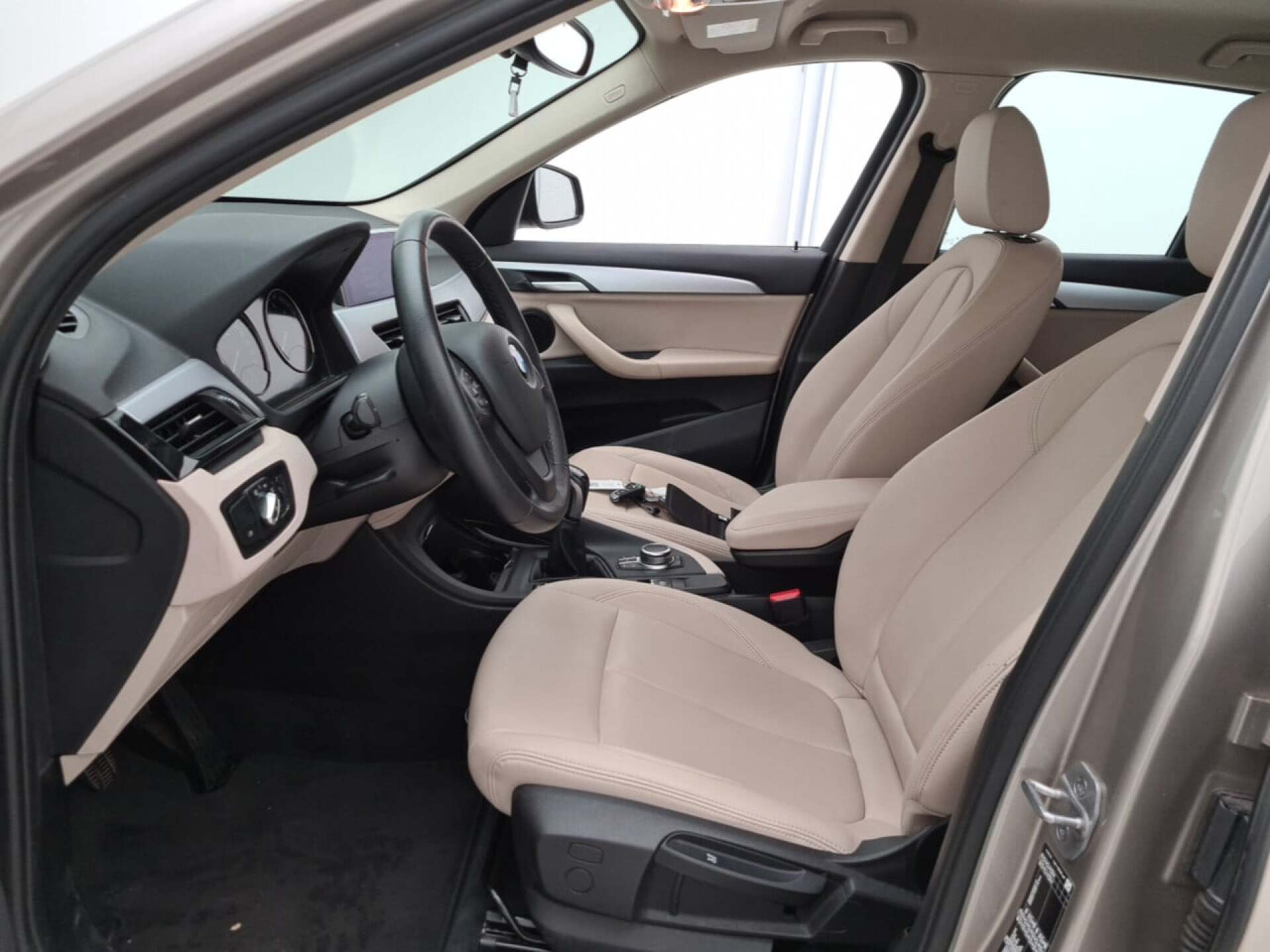 BMW X1 sDrive18d 2.0 7