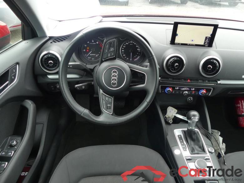Audi A3 SB 1.4 TFSI G-Tron Aut. Xenon Navi Keyless-Go Klima PDC ... #5