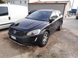 Volvo 29 VOLVO XC60 2013 5P  SUV D3 GEARTRONIC BUSINESS