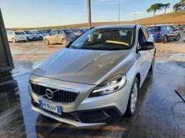 Volvo 3 VOLVO V40 CROSS COUNTRY / 2012 / 5P / BERLINA D4 GEARTRONIC CROSS COUNTRY PRO