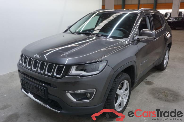 Jeep Compass ´17 JEEP Compass 2.0 MultiJet Active Drive Limited 5d 103kW