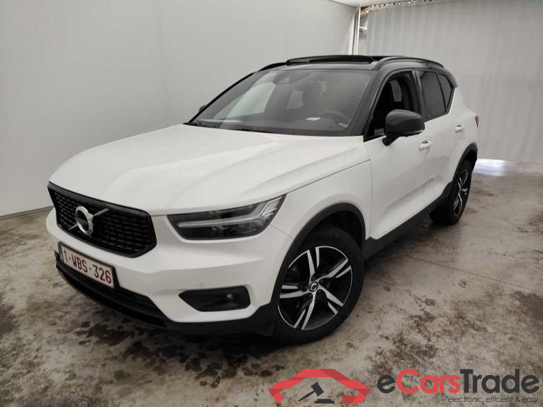 Volvo XC40 T4 AWD 140KW Geartronic R-Design 5d LED, Pan.Roof