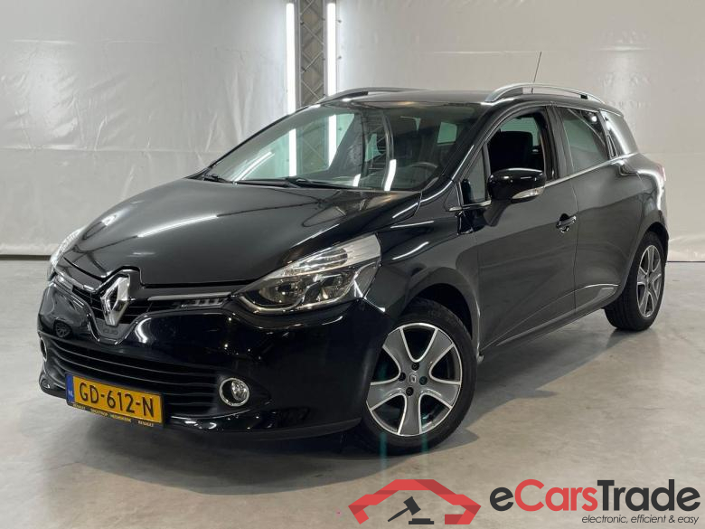 RENAULT CLIO ESTATE 0.9 TCe Night&Day