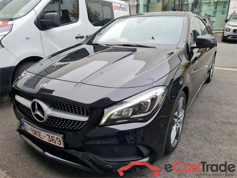  MERCEDES - CLA 180 D Design & AMG Line & Pack Professional & Pano Roof 