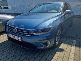Volkswagen Passat 1.4 TSI GTE Plug-In Hybrid Aut. LED-Xenon Navi Sport-Seats KeylessGo Klima PDC...
